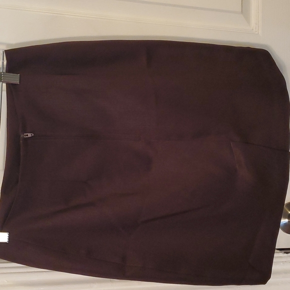 *Stringbean Pencil Skirt - Picture 2 of 6